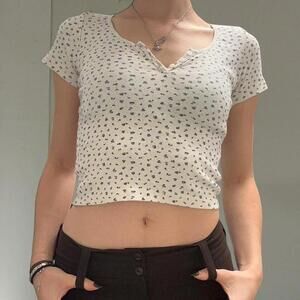 Brandy Melville John Galt Cropped Short Sleeve Floral Top